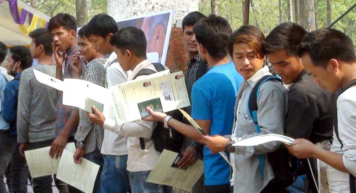 ईपीएस भाषा परीक्षा आजदेखि, पहिलो प्राथमिकता उत्पादन क्षेत्र