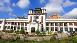 विदेश बस्ने नेपालीलाई मताधिकार सम्बन्धी गृहको मस्यौदा निर्वाचन आयोगमा