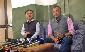 दुई महामन्त्रीको परिपत्र : मतदाता नामावलीमा सूचीकृत हुने अभियानमा क्रियाशील हुनू