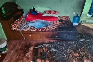   सिन्धुलीमा भान्सा कोठामा आगलागी हुँदा बुहारीको मृत्यु, ससुरा घाइते ...